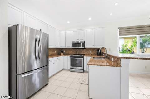 14052 Clear Water Ln, Fort Myers FL - photo 7 of 45