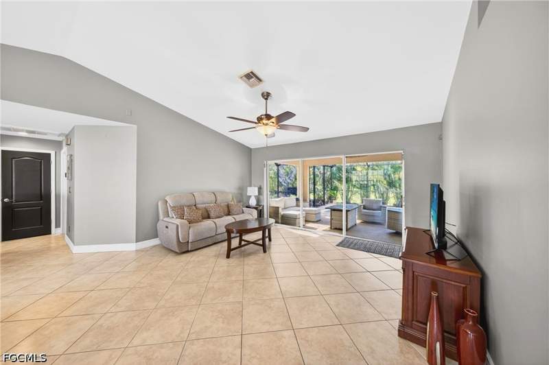 3 bedroom SingleFamilyResidence at 2238 NW 8th Ter, Cape Coral, Cape Coral — photo 4
