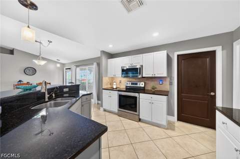 2238 NW 8th Ter, Cape Coral FL - photo 8 of 37