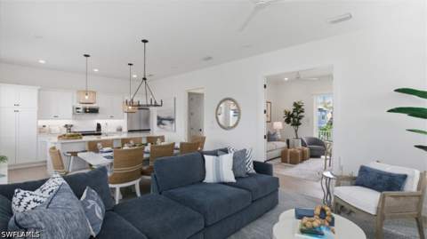 129 Pearl St, Fort Myers Beach FL - photo 14 of 47