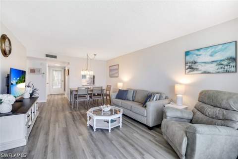 200 Forest Lakes Blvd 204, Naples FL - photo 8 of 31