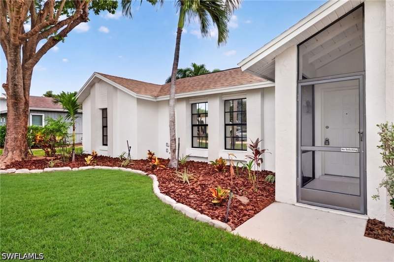 3 bedroom SingleFamilyResidence at 17433 Fuchsia Rd, San Carlos Park, Fort Myers — photo 3