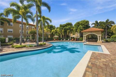8930 Colonnades Ct E 635, Bonita Springs FL - photo 24 of 32