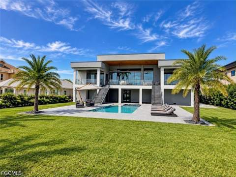 141 E North Shore Ave, North Fort Myers FL - photo 6 of 41