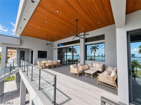 141 E North Shore Ave, North Fort Myers FL - photo 9 of 41