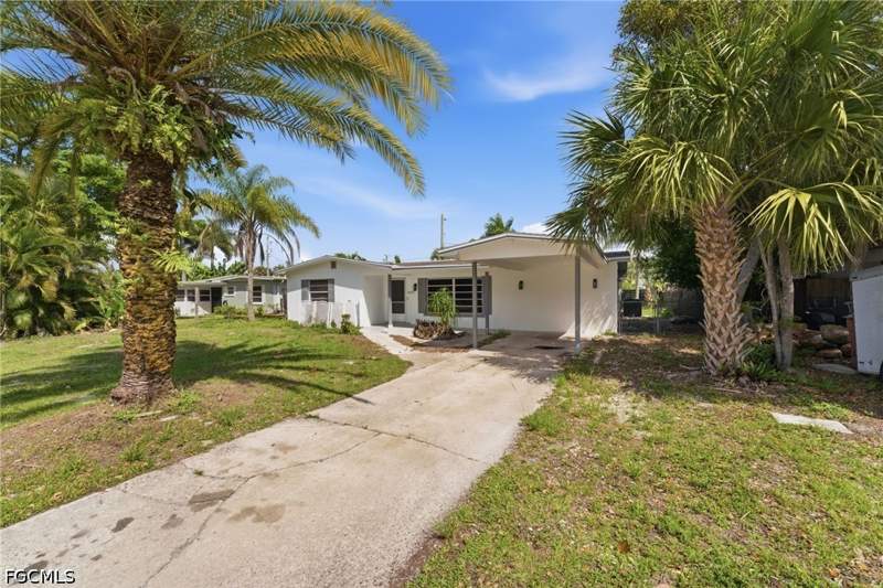 4 bedroom SingleFamilyResidence at 1637 Winkler Ave, Palmlee Park, Fort Myers — photo 3
