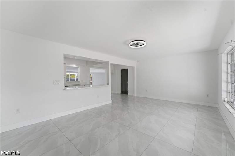 4 bedroom SingleFamilyResidence at 1637 Winkler Ave, Palmlee Park, Fort Myers — photo 5