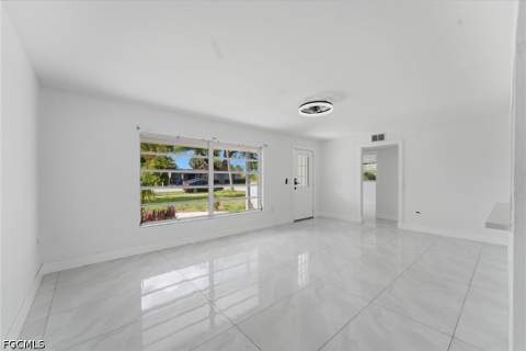 1637 Winkler Ave, Fort Myers FL - photo 6 of 37