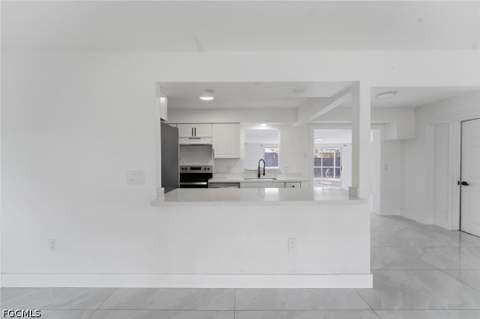 1637 Winkler Ave, Fort Myers FL - photo 9 of 37