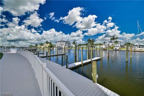 18120 San Carlos Blvd 904, Fort Myers Beach FL - photo 23 of 39