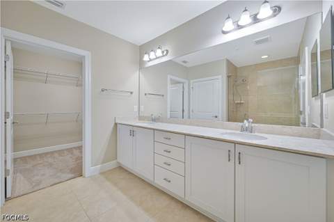 11765 Grand Belvedere Way 102, Fort Myers FL - photo 18 of 37