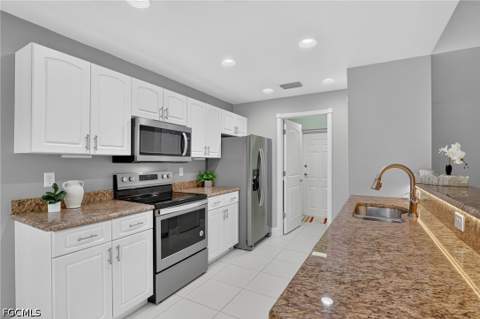 5111 Atlantic Ct 106, Cape Coral FL - photo 14 of 50