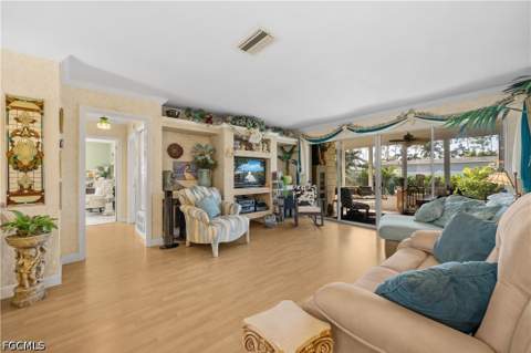 2342 Burton Ave, Fort Myers FL - photo 6 of 31