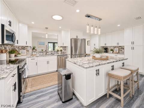 1089 N Town And River Dr, Fort Myers FL - photo 8 of 31