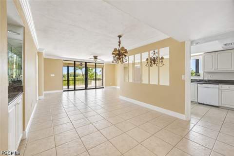 7129 Lakeridge View Ct 104, Fort Myers FL - photo 13 of 26