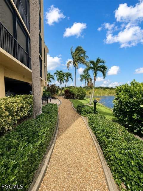 7129 Lakeridge View Ct 104, Fort Myers FL - photo 21 of 26