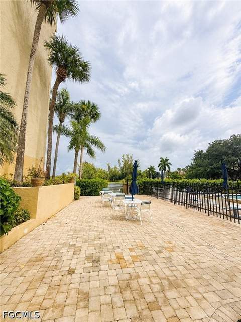 7129 Lakeridge View Ct 104, Fort Myers FL - photo 22 of 26