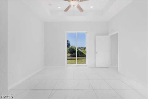 510 Kingsbury Ln, Lehigh Acres FL - photo 15 of 26
