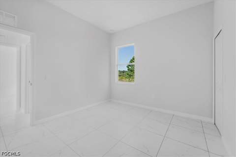 510 Kingsbury Ln, Lehigh Acres FL - photo 20 of 26