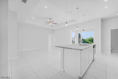 510 Kingsbury Ln, Lehigh Acres FL - photo 9 of 26