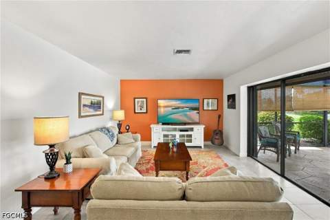 428 Pine Lake Dr, Naples FL - photo 12 of 50