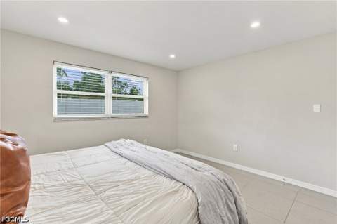 1635 Lowell Ct, Fort Myers FL - photo 23 of 37