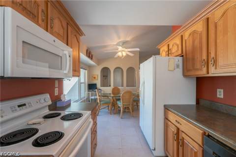 2015 Showboat Plz, Labelle FL - photo 9 of 25