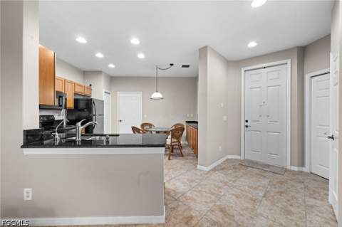 4000 Cherrybrook Loop, Fort Myers FL - photo 15 of 60