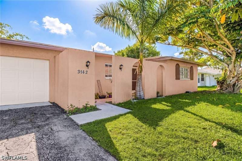 3 bedroom SingleFamilyResidence at 3142 41st St SW, Golden Gate City, Naples — photo 3