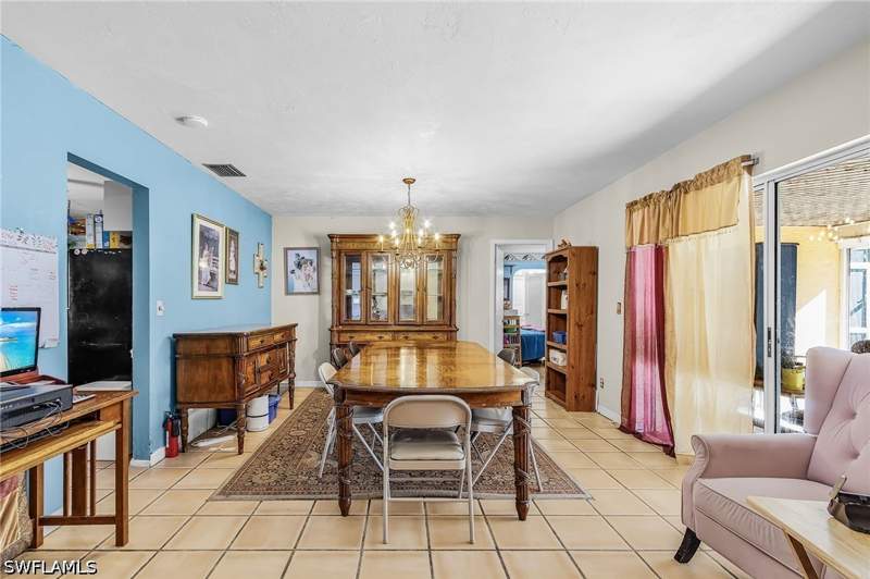 3 bedroom SingleFamilyResidence at 3142 41st St SW, Golden Gate City, Naples — photo 5