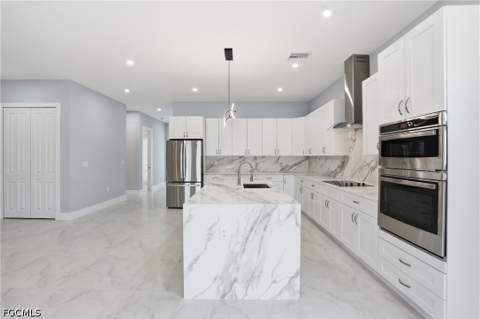 27659 Franklin St, Bonita Springs FL - photo 13 of 44