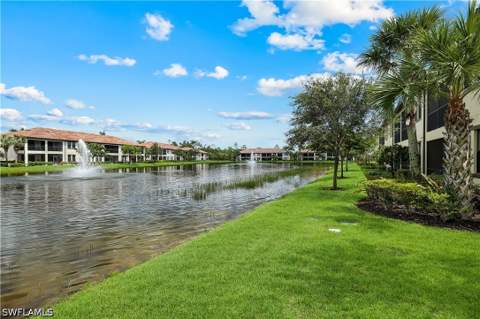 15114 Palmer Lake Cir 203, Naples FL - photo 14 of 28