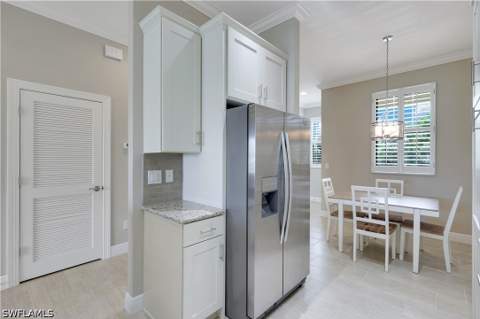 15114 Palmer Lake Cir 203, Naples FL - photo 17 of 28
