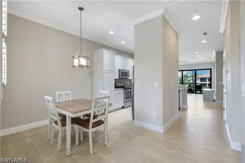 15114 Palmer Lake Cir 203, Naples FL - photo 20 of 28