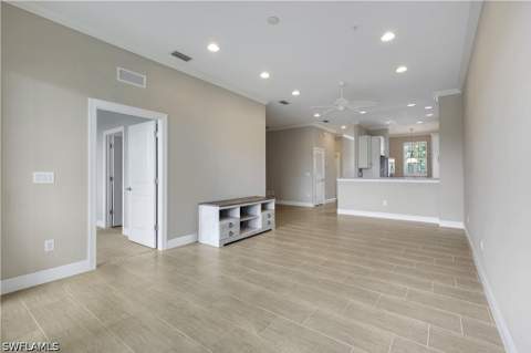 15114 Palmer Lake Cir 203, Naples FL - photo 23 of 28