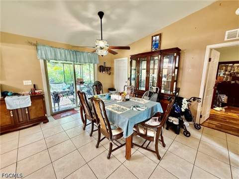 325 Wellington Ave, Lehigh Acres FL - photo 10 of 42
