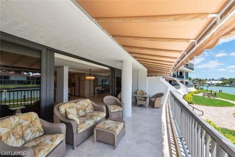 2310 Gulf Shore Blvd N 112, Naples FL - photo 13 of 38