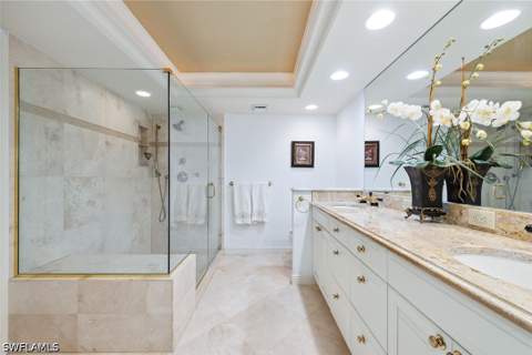 2310 Gulf Shore Blvd N 112, Naples FL - photo 17 of 38