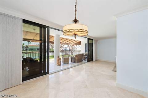 2310 Gulf Shore Blvd N 112, Naples FL - photo 7 of 38
