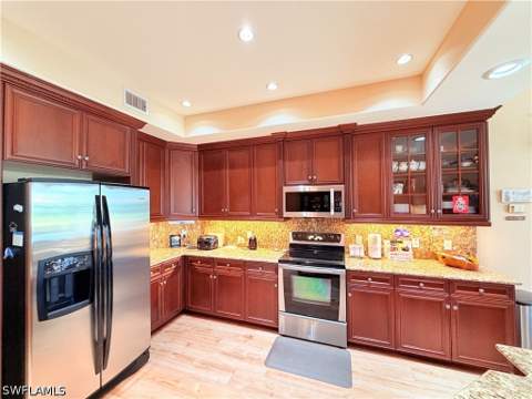 10644 Pelican Preserve Blvd 101, Fort Myers FL - photo 6 of 35