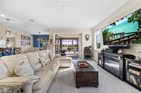 7079 Chapel Creek Ln, North Fort Myers FL - photo 7 of 64