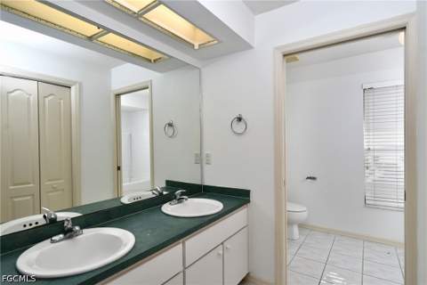 528 Empire Ave S, Lehigh Acres FL - photo 11 of 38