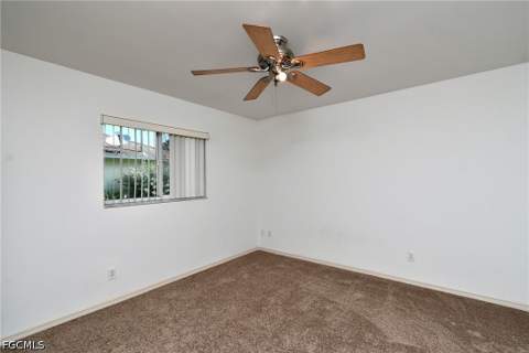 528 Empire Ave S, Lehigh Acres FL - photo 23 of 38