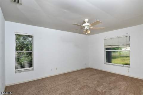 528 Empire Ave S, Lehigh Acres FL - photo 9 of 38