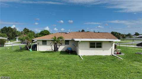 1414 Alwynne Dr, Lehigh Acres FL - photo 18 of 32
