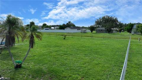 1414 Alwynne Dr, Lehigh Acres FL - photo 20 of 32