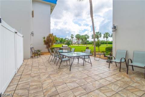 1828 Pine Valley Dr 216, Fort Myers FL - photo 17 of 40