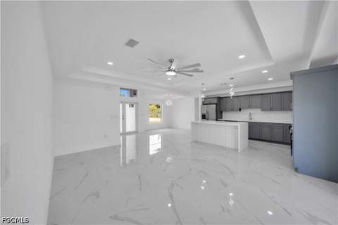1021 Pilgrim St E, Lehigh Acres FL - photo 12 of 39