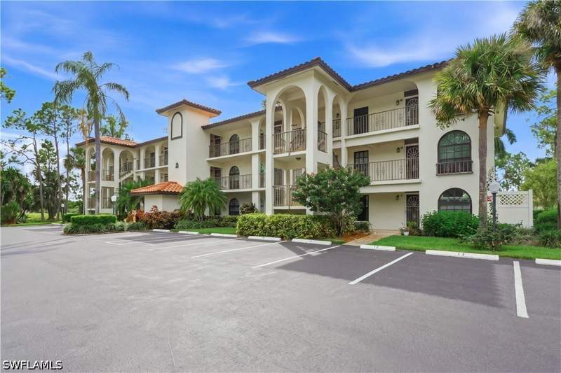2 bedroom Condominium at 269 Deerwood Cir 14, Gleneagles, Naples — photo 2