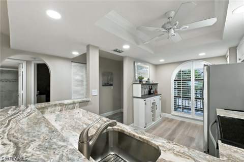 269 Deerwood Cir 14, Naples FL - photo 8 of 33